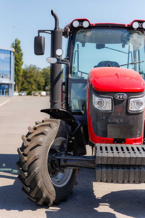 Трактор YTO NLY 1154S