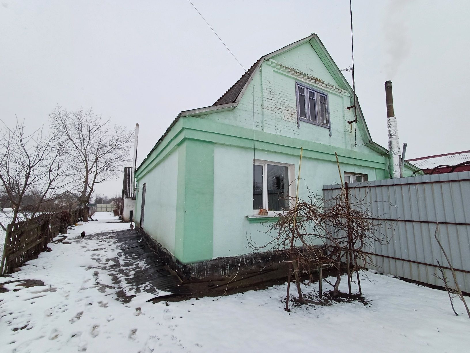 Терміновий продаж частини будинку.