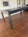 Mesa Ikea Preta com 2 bancos