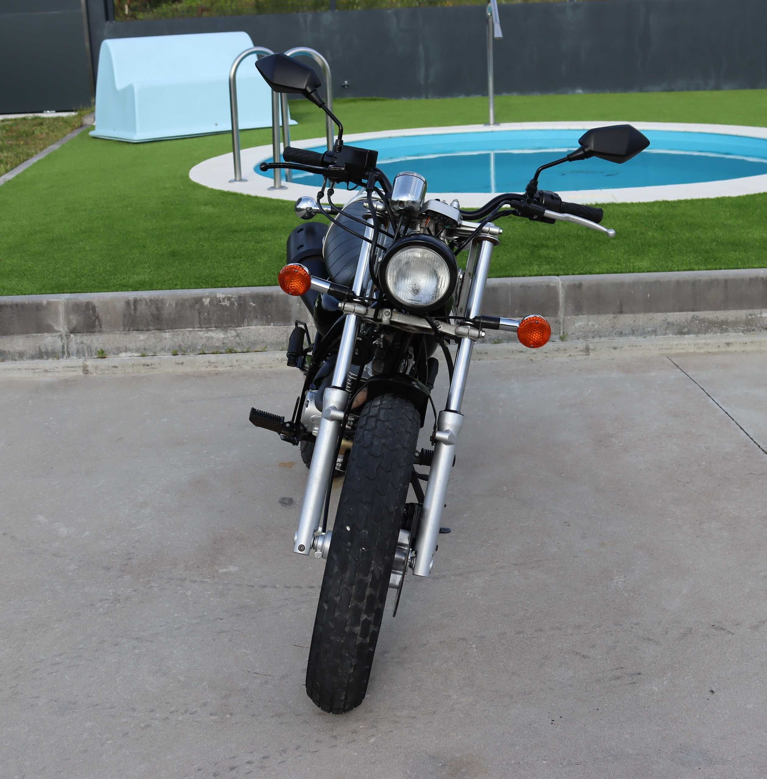 Suzuki Van Van RV 125 (16)