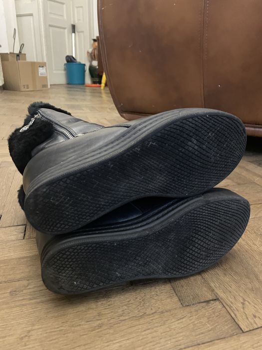 Чоботи шкіряні на хутрі 39 розмір