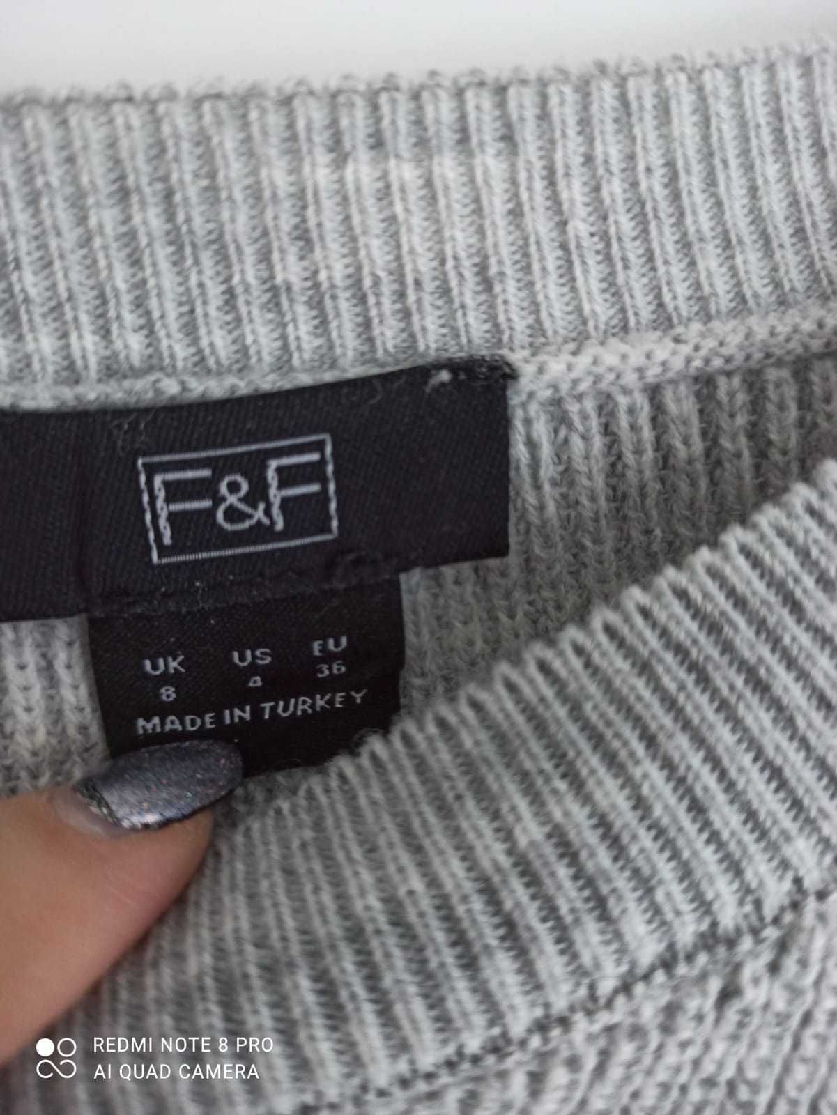 Sweter F&F dłuższy materiał z koronką S/M