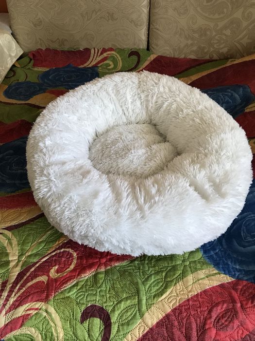 Продам лежанку для собак маленьких пород