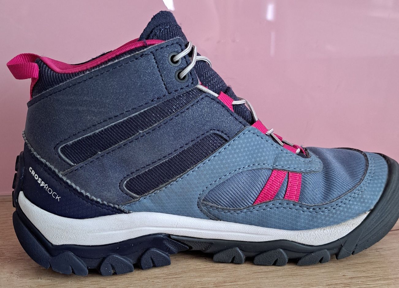 Buty zimowe turystyczne dziewczęce Quechua Crossrock Mid Decathlon roz