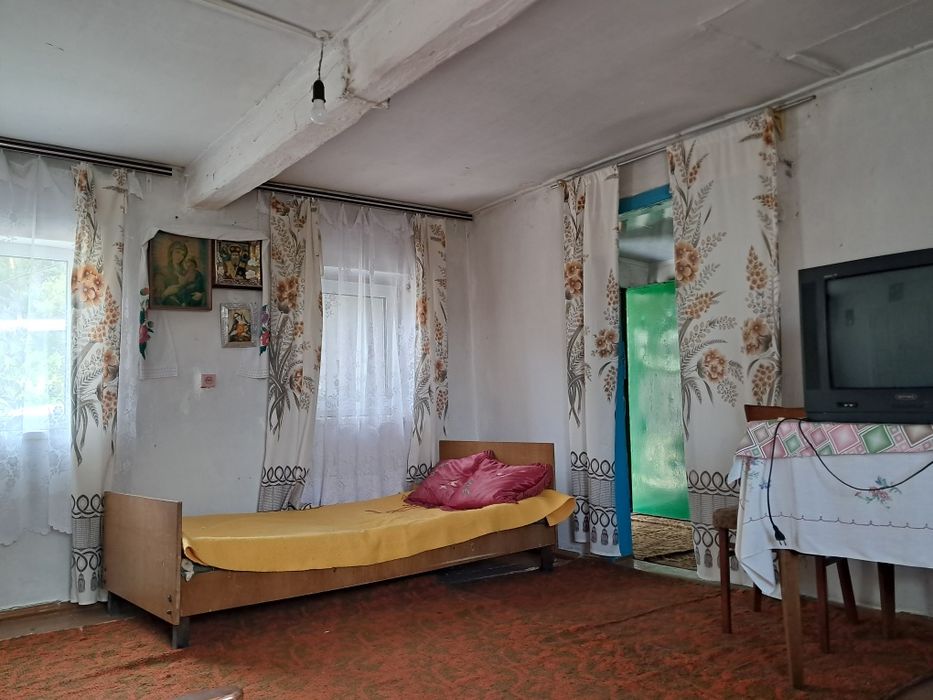 Продається будинок в Хорошеві