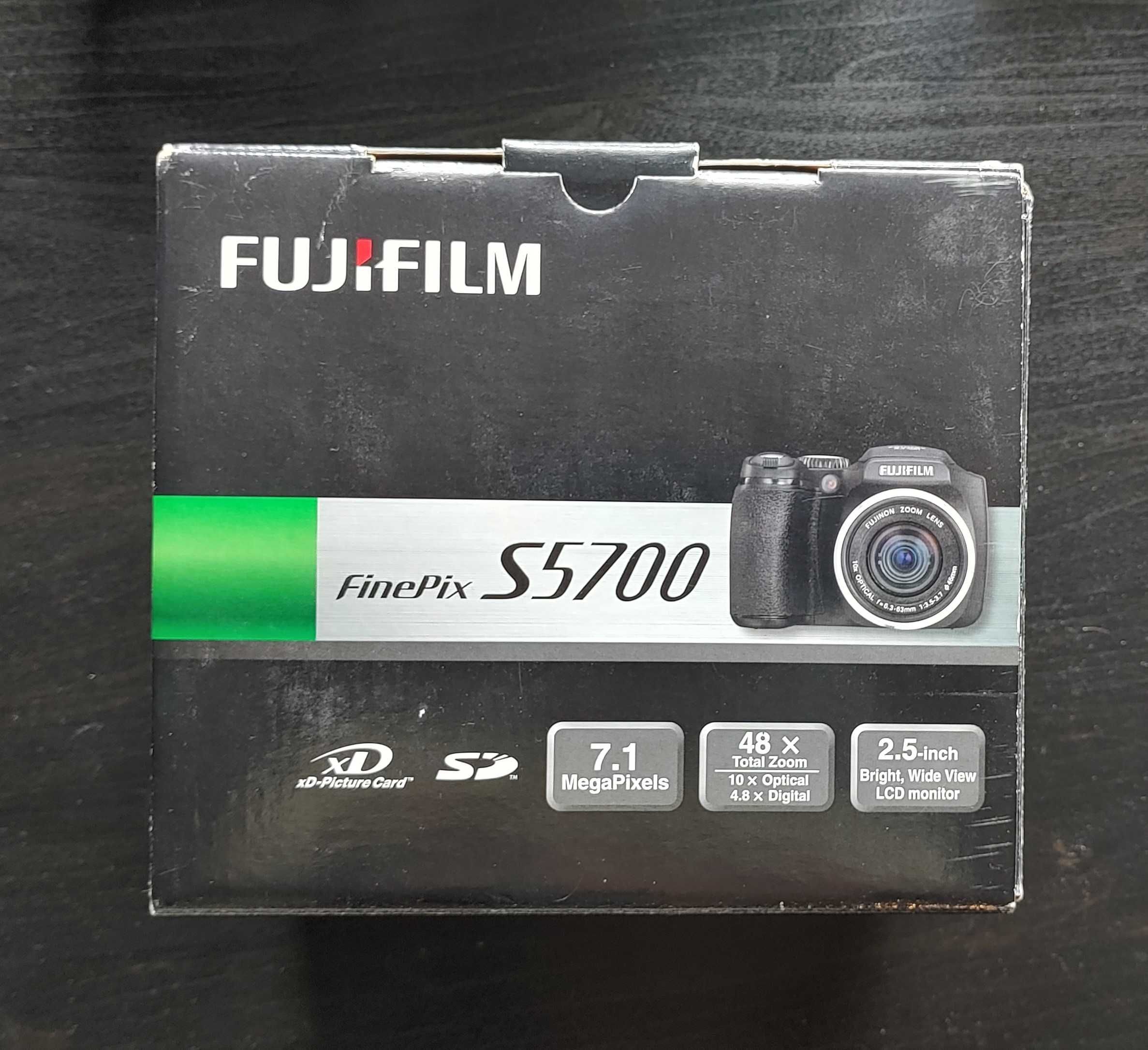 Aparat FujiFilm FinePix S5700