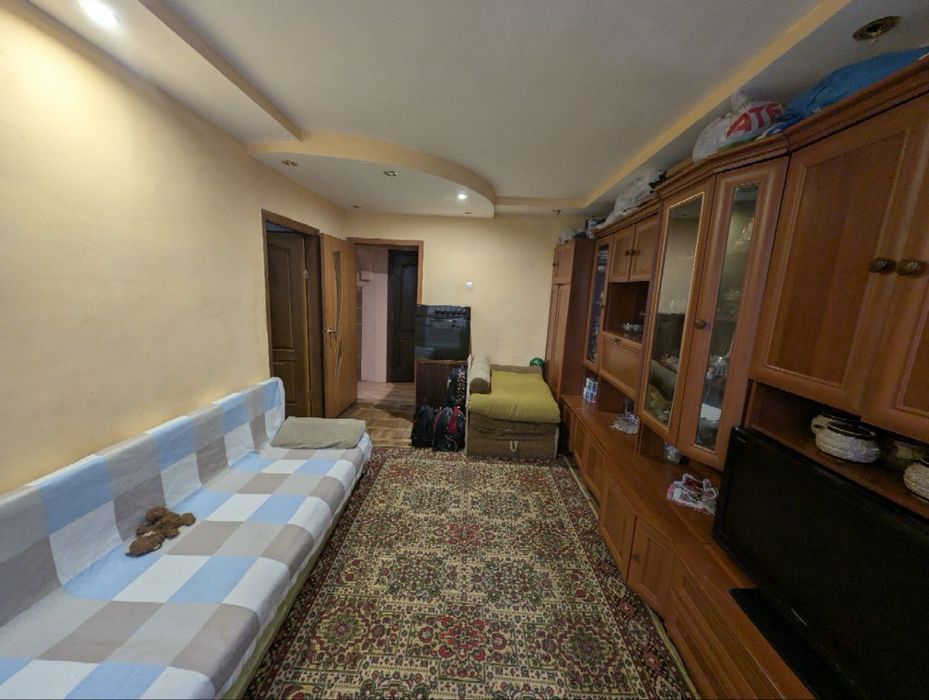 Продам 2к квартиру в центрі з індивідуальним опаленням. Є відновлення