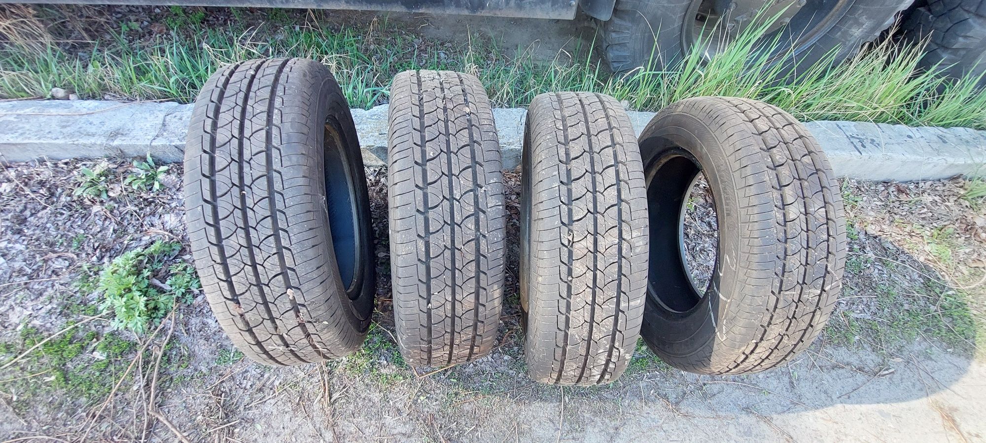 Резина Літня Barum 195/70r15c