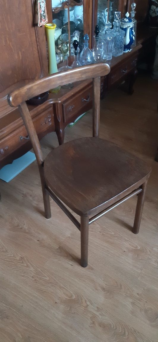 Stare drewniane krzesło-Radomsko- bukowy antyk