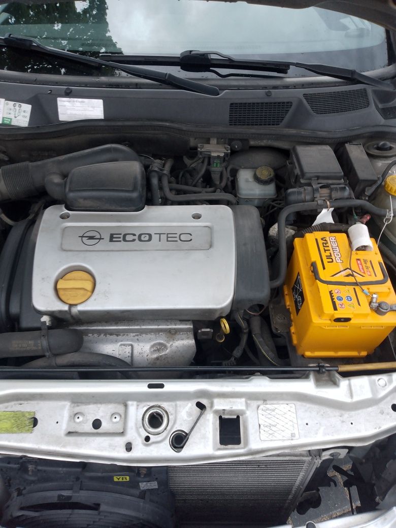 Opel Astra stan idealny klima sprawna