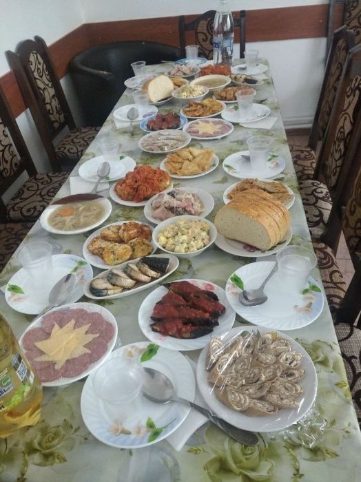 Виїзна кухня,корпоративи,ювілеї, кейтеринг,поминальні обіди.