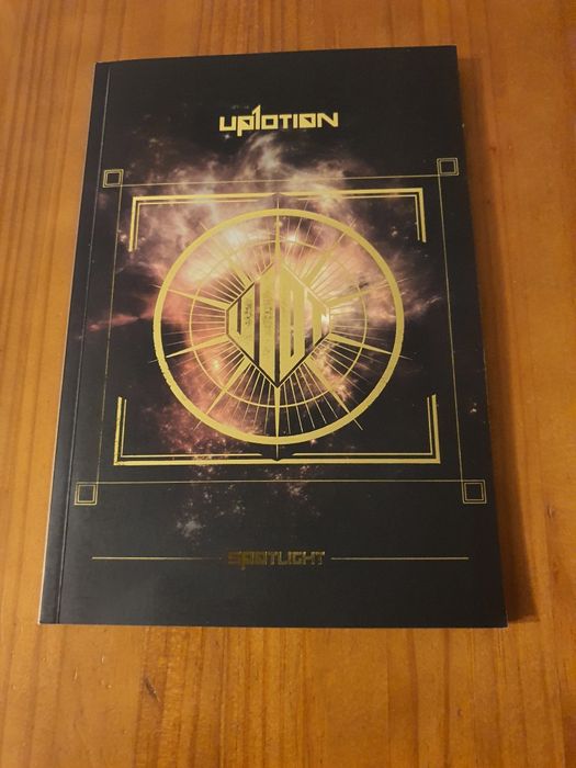 [Kpop] Up10tion 3rd mini album "Spotlight"/ versão Gold
