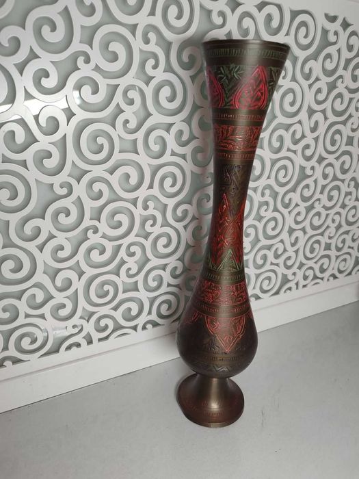 Продам вазу индийские мотивы