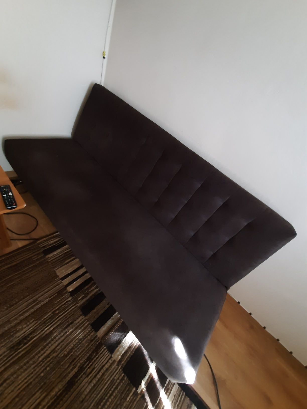 Oddam wersalkę w stanie idealnym