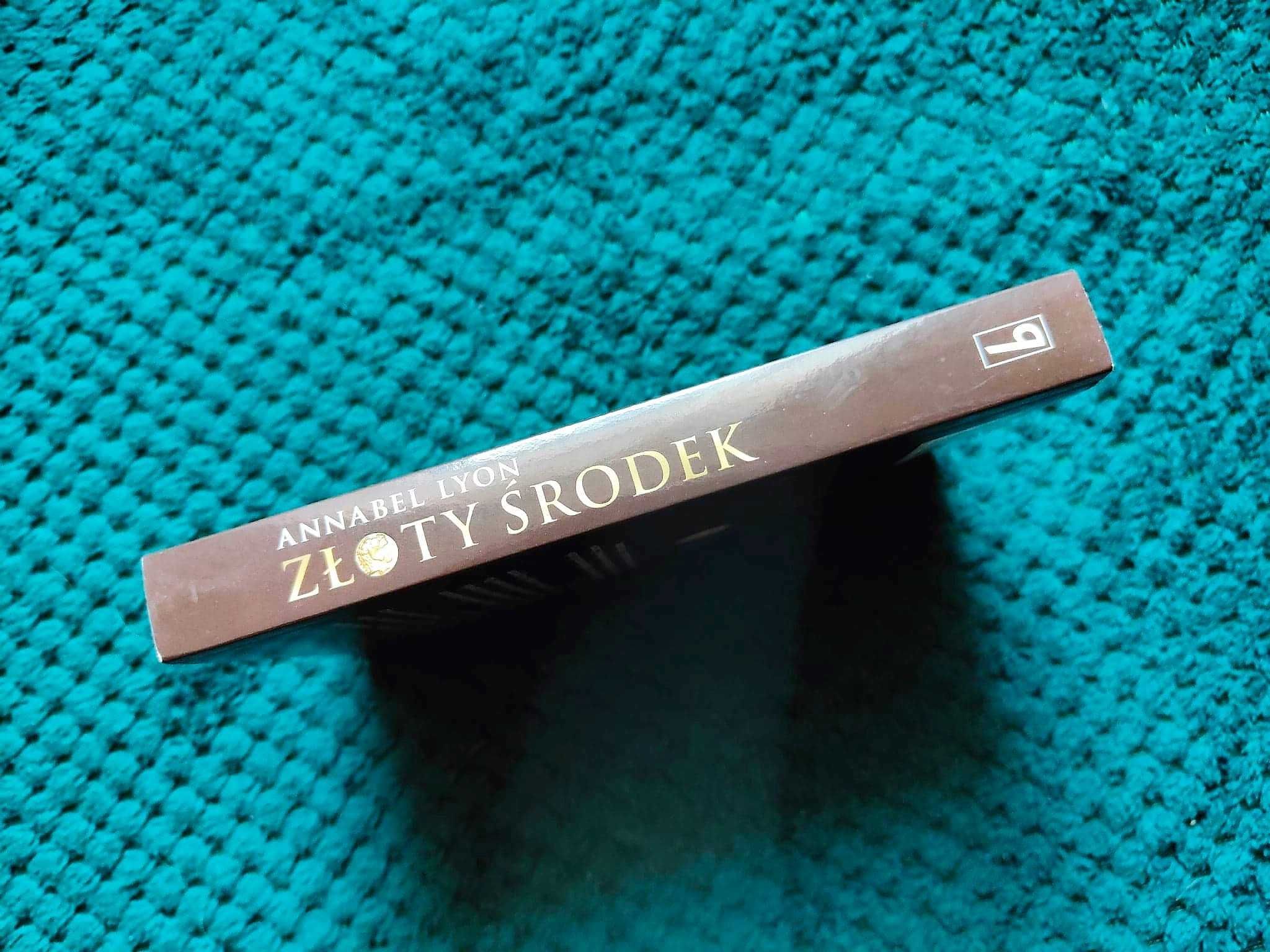 Złoty Środek Annabel Lyon bestseller NOWA