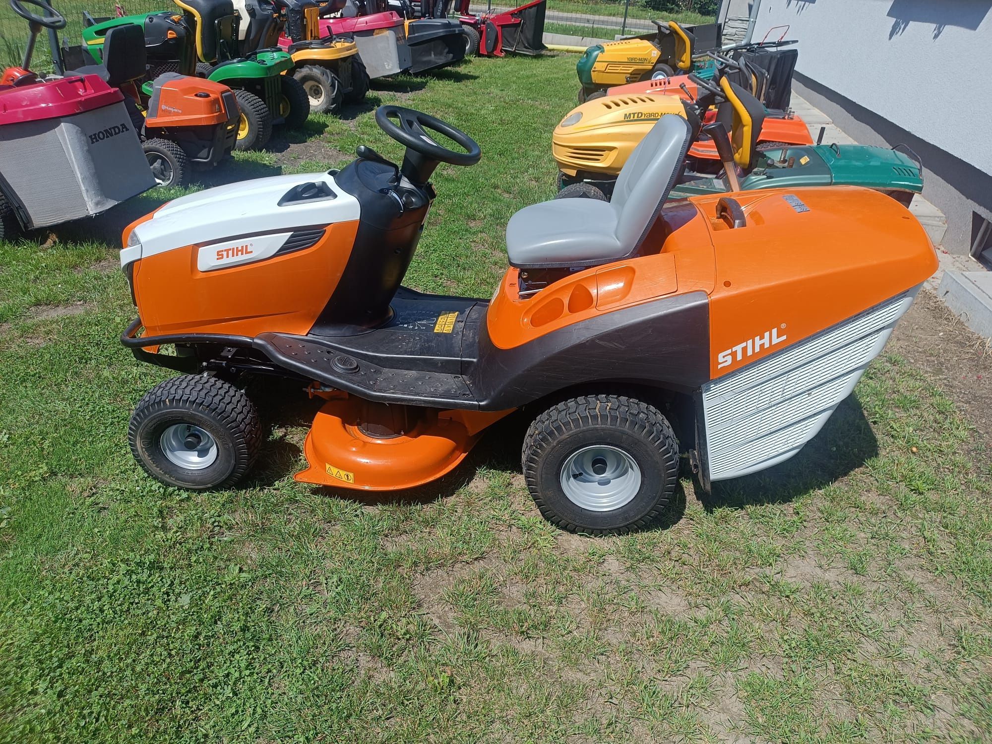 Traktorek kosiarka marki Stih model RT5097