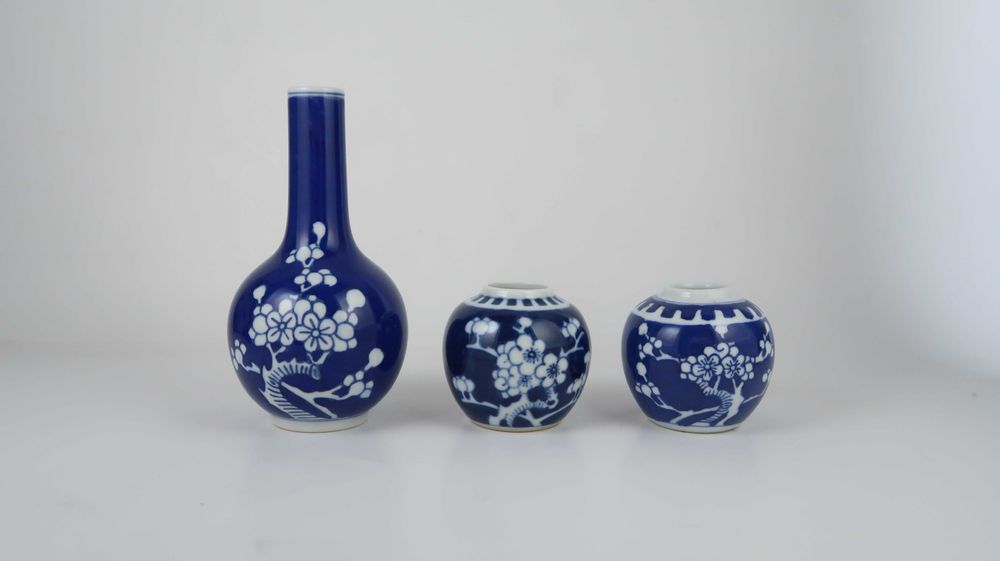 3 Jarrinhas da China, flor de amendoeira