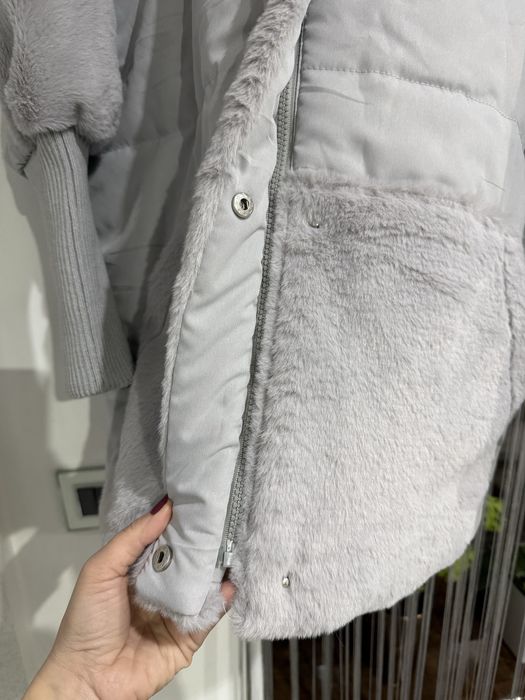 Kurtka płaszcz z kapturem r.M