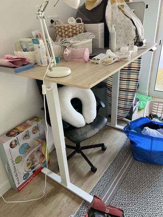 Mesa de escritorio elevatoria 140x80