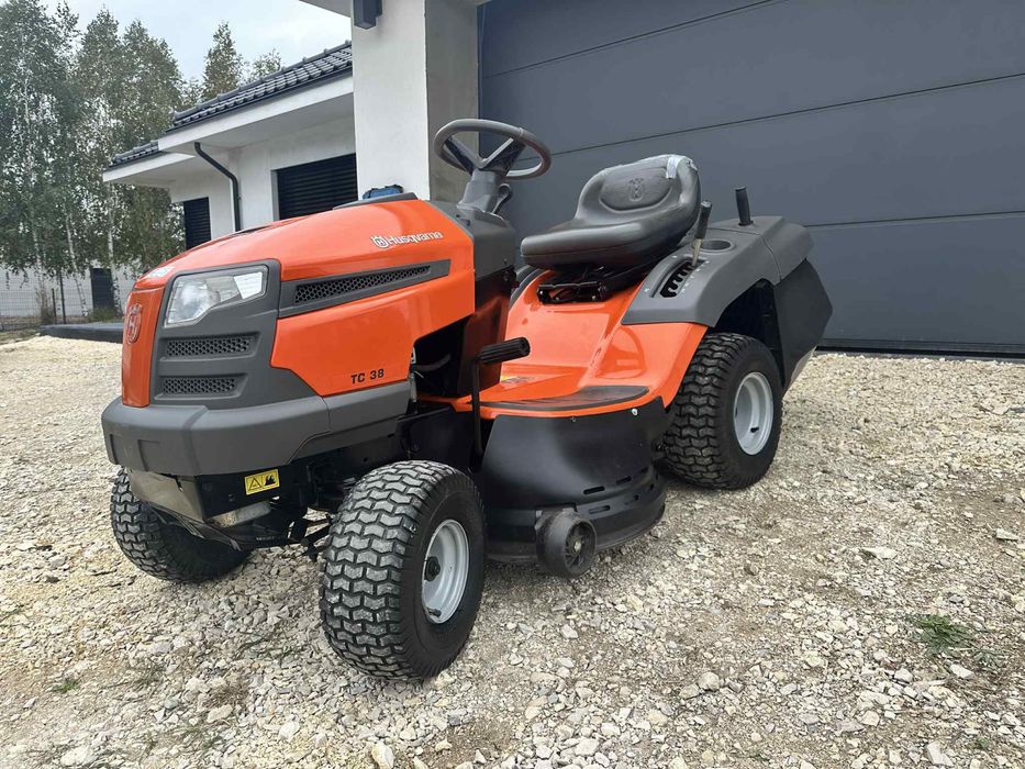 Husqvarna Traktorek Kosiarka TC 38 12.5 KM /200L Kosz