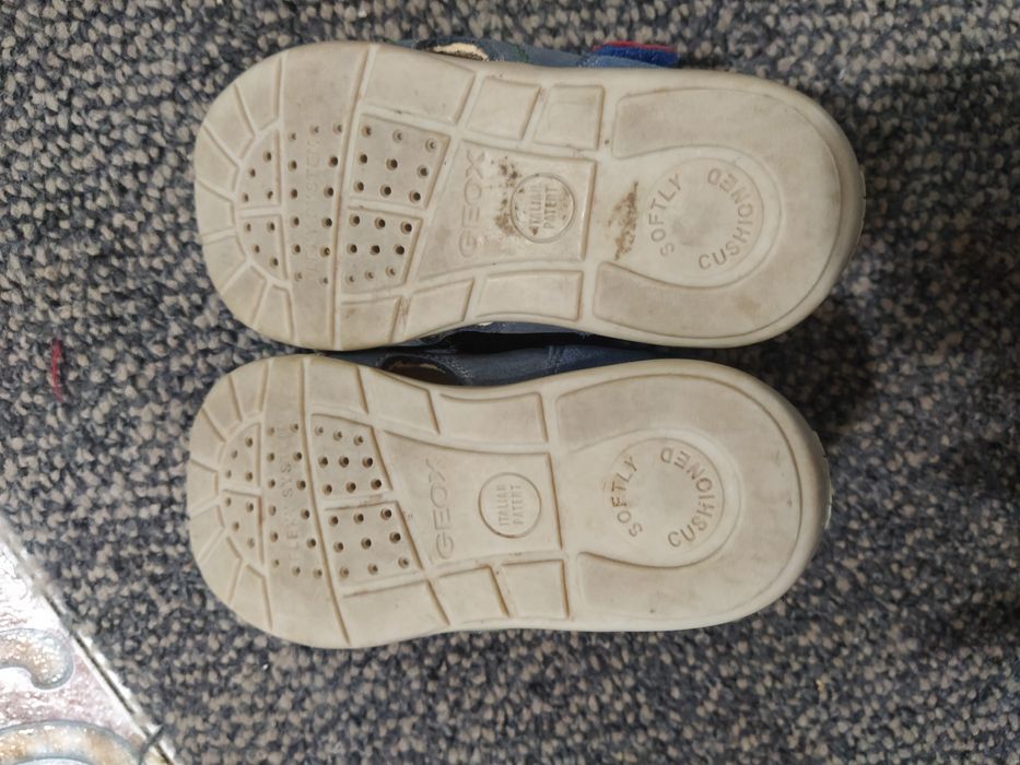 Sprzedam buciki chłopięce roz.21