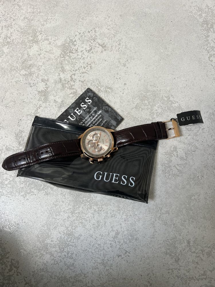 Чоловічий годинник  часи guess