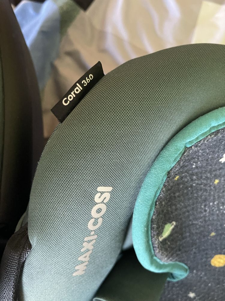 Fotelik maxi cosi coral wraz z baza familyfix 360