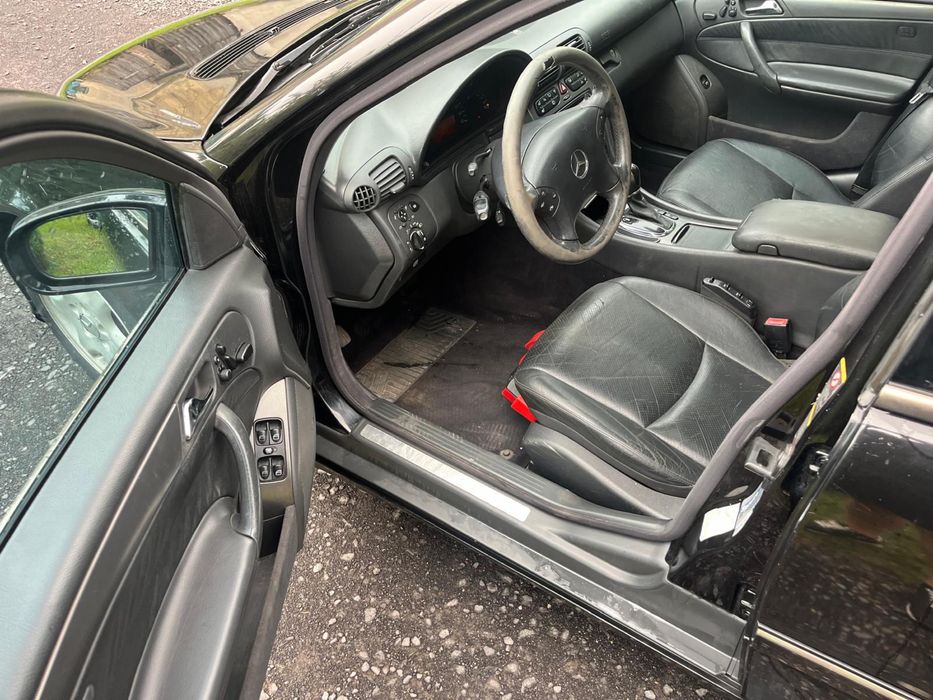 W203 шрот, запчастини Цешка, рестайл 2.2,2.7 автошрот