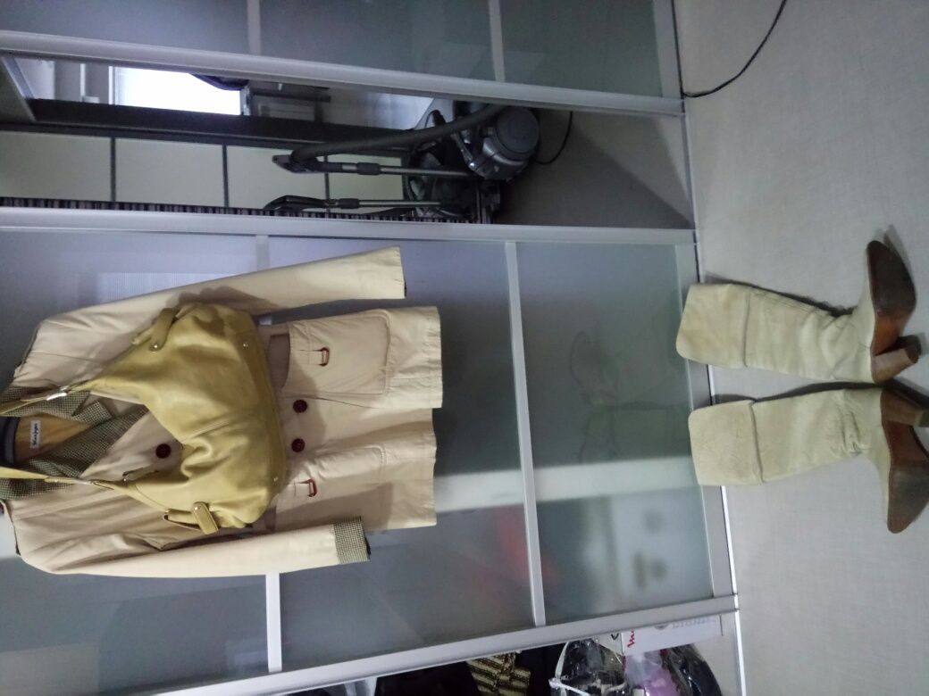 Шикарная кожаная сумка от Roeckl+сапоги+пальто.