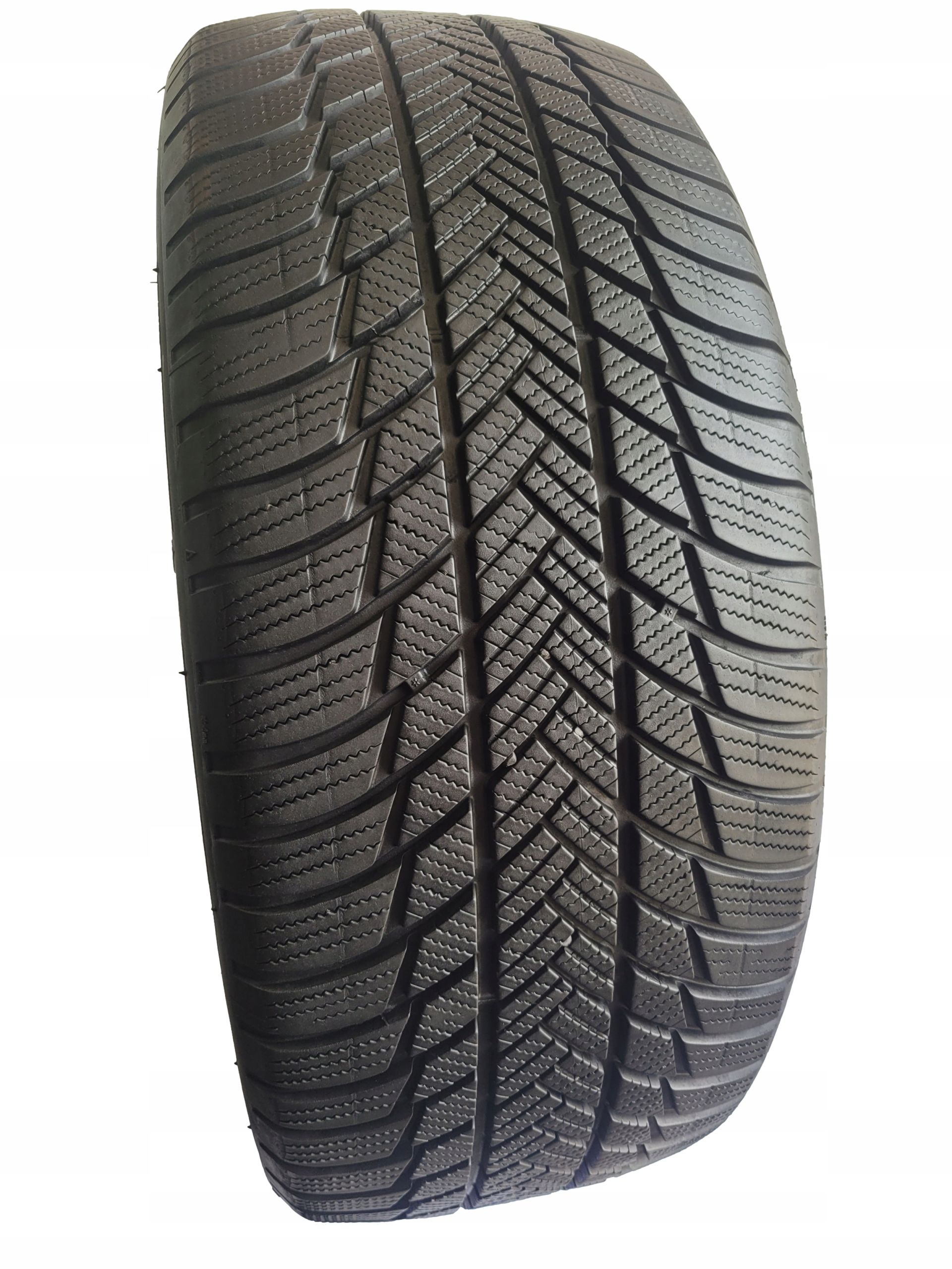 Bridgestone blizzak LM001 235/50 R19 99H 7.5 8mm