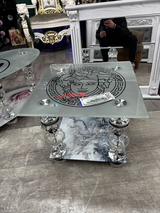 Столик журнальний,столик,стіл