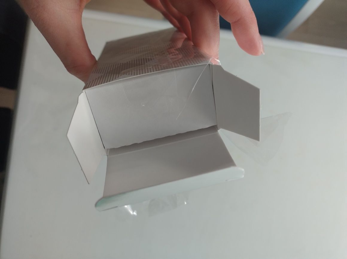 Puste pudełko burberry brit