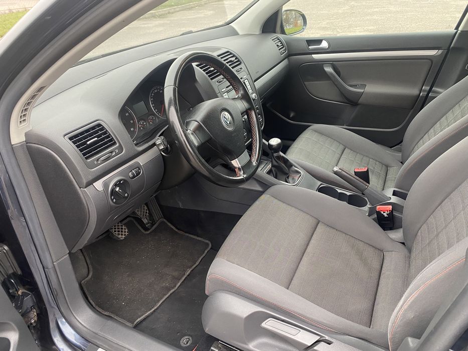 Фольксваген Гольф 5