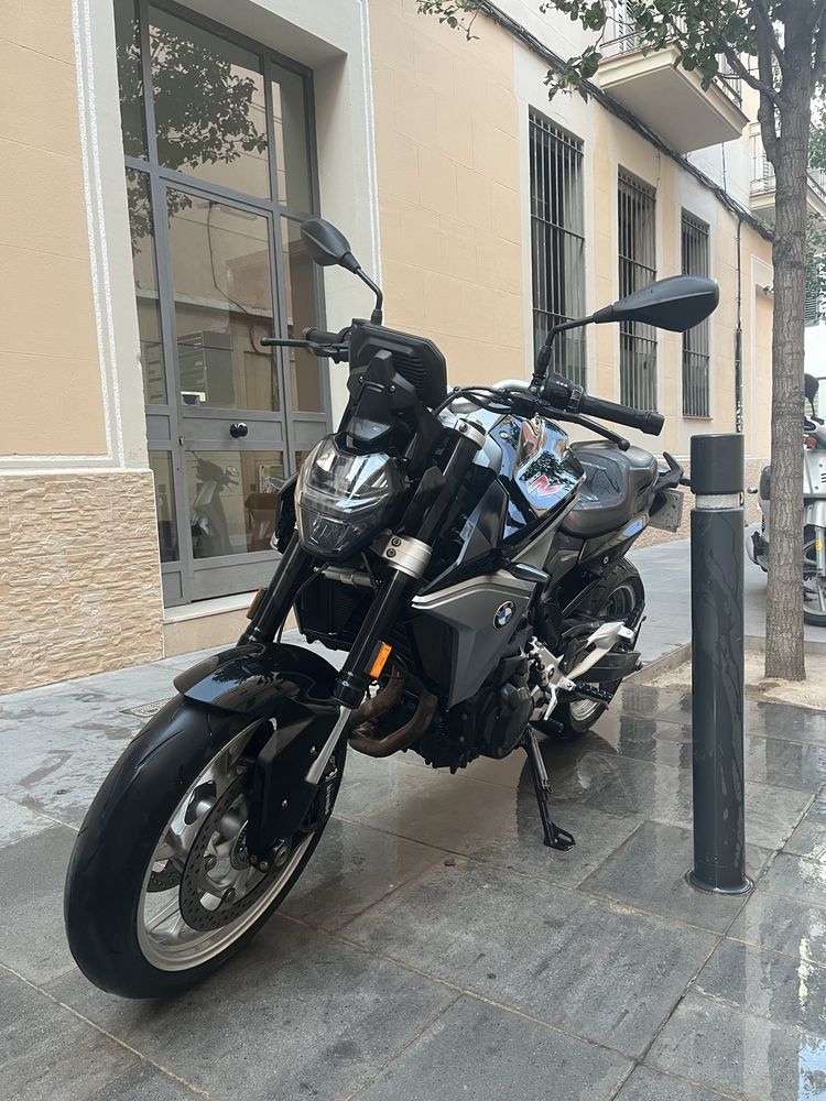 Bmw   F900R   2021