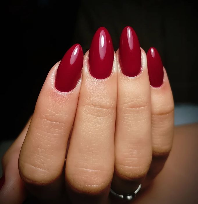 Манікюр, педикюр