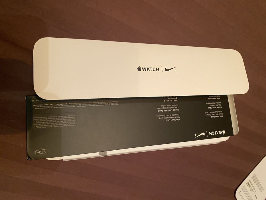 Ремешки Apple Watch Sport Loop/ Milanese Loop /оригинал