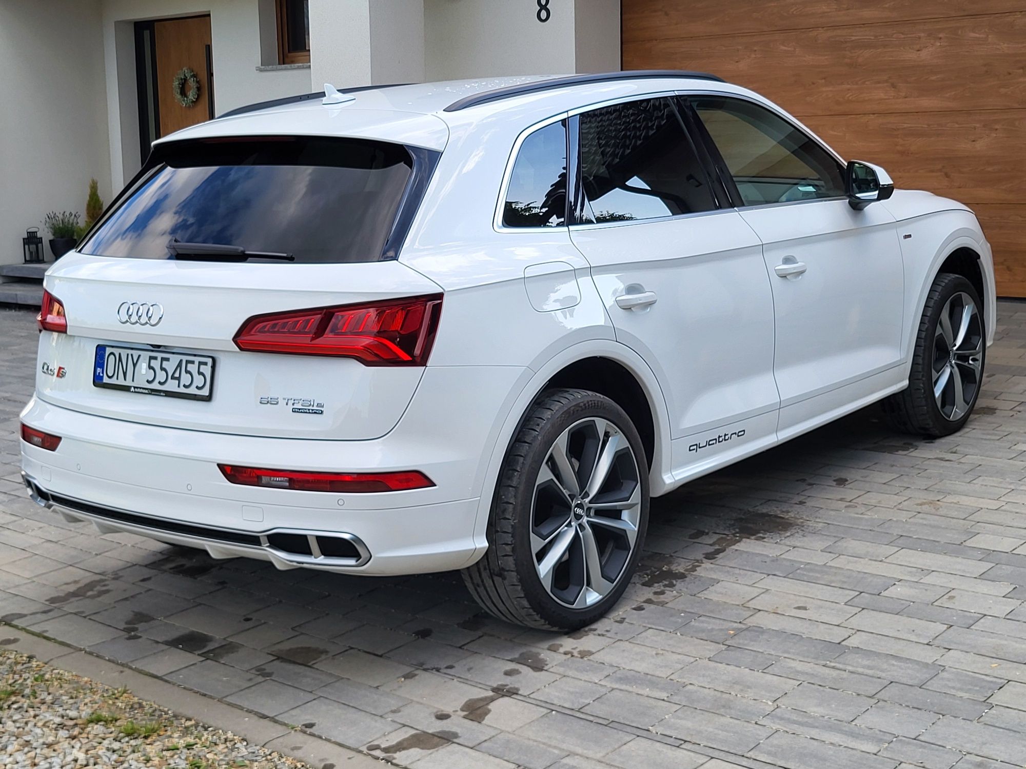 Audi Q5 TFSIe 367KM najbogatsza wersja