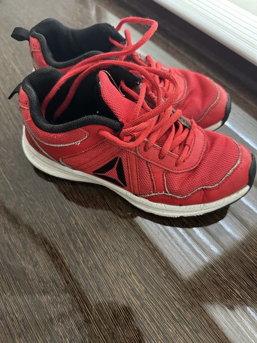 Красовки reebok 33р.
