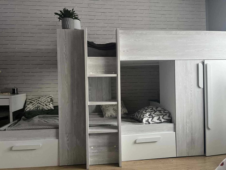 Sprzedam łóżko piętrowe