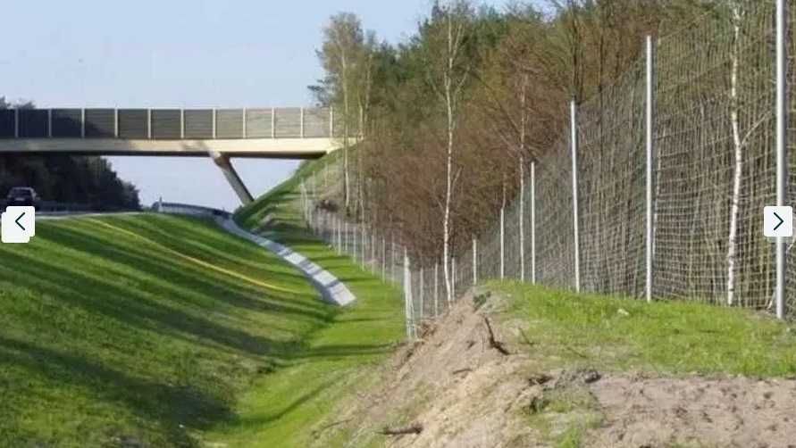 Słupki ogrodzeniowe rurki metalowe OCYNK fi 40mm dł 2.3m + zaślepka