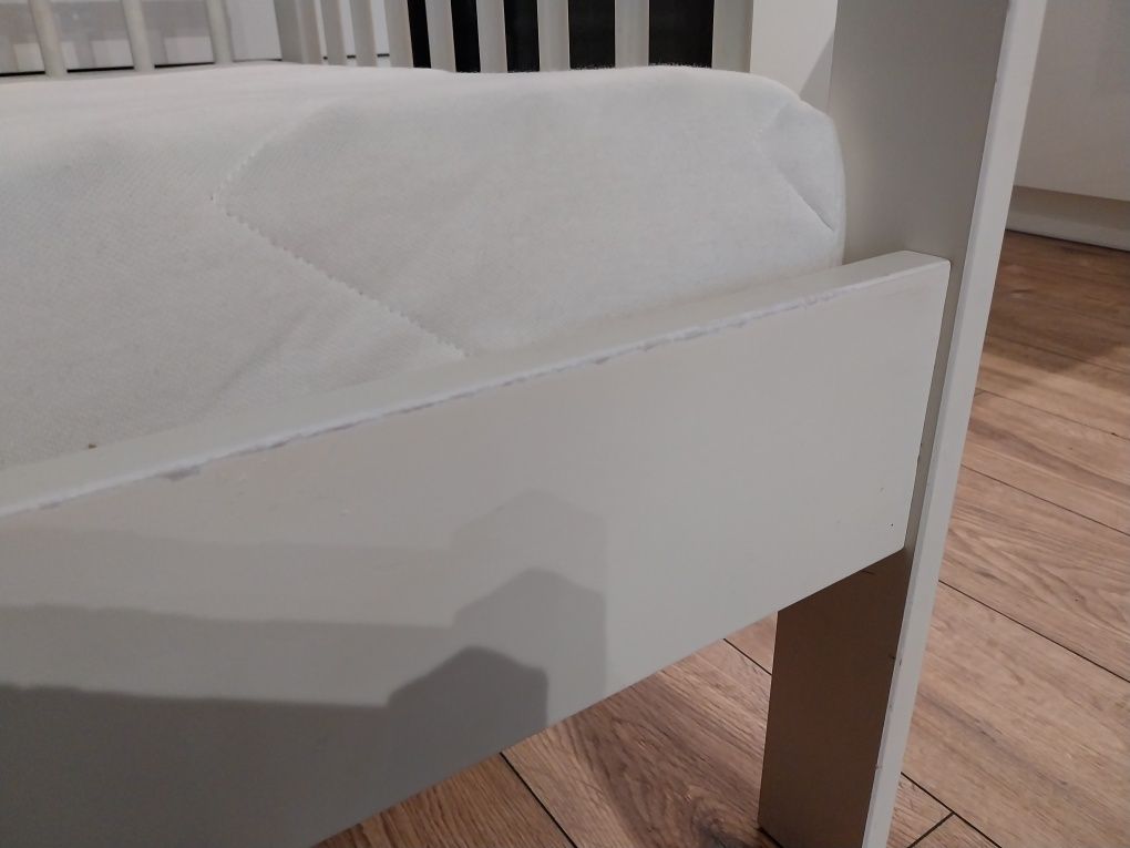 Łóżko dziecięce Ikea z materacem