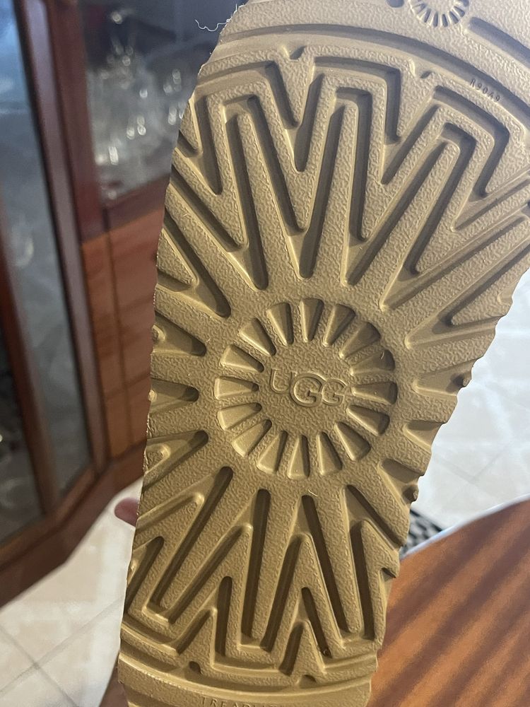 Botas ugg novas em caixa