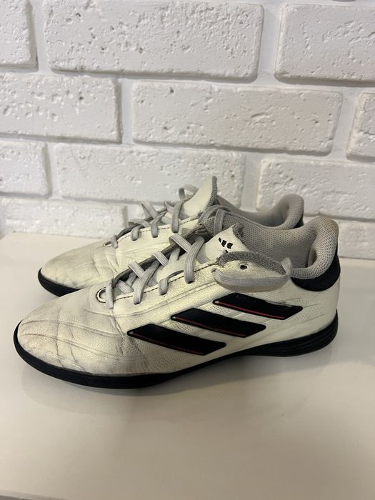 Сороконіжки Adidas copa 35р.