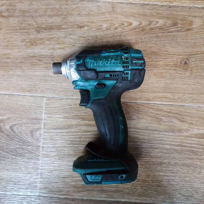 Części Zakrętarka udarowa MAKITA DTD152 18V LXT klucz udarowy