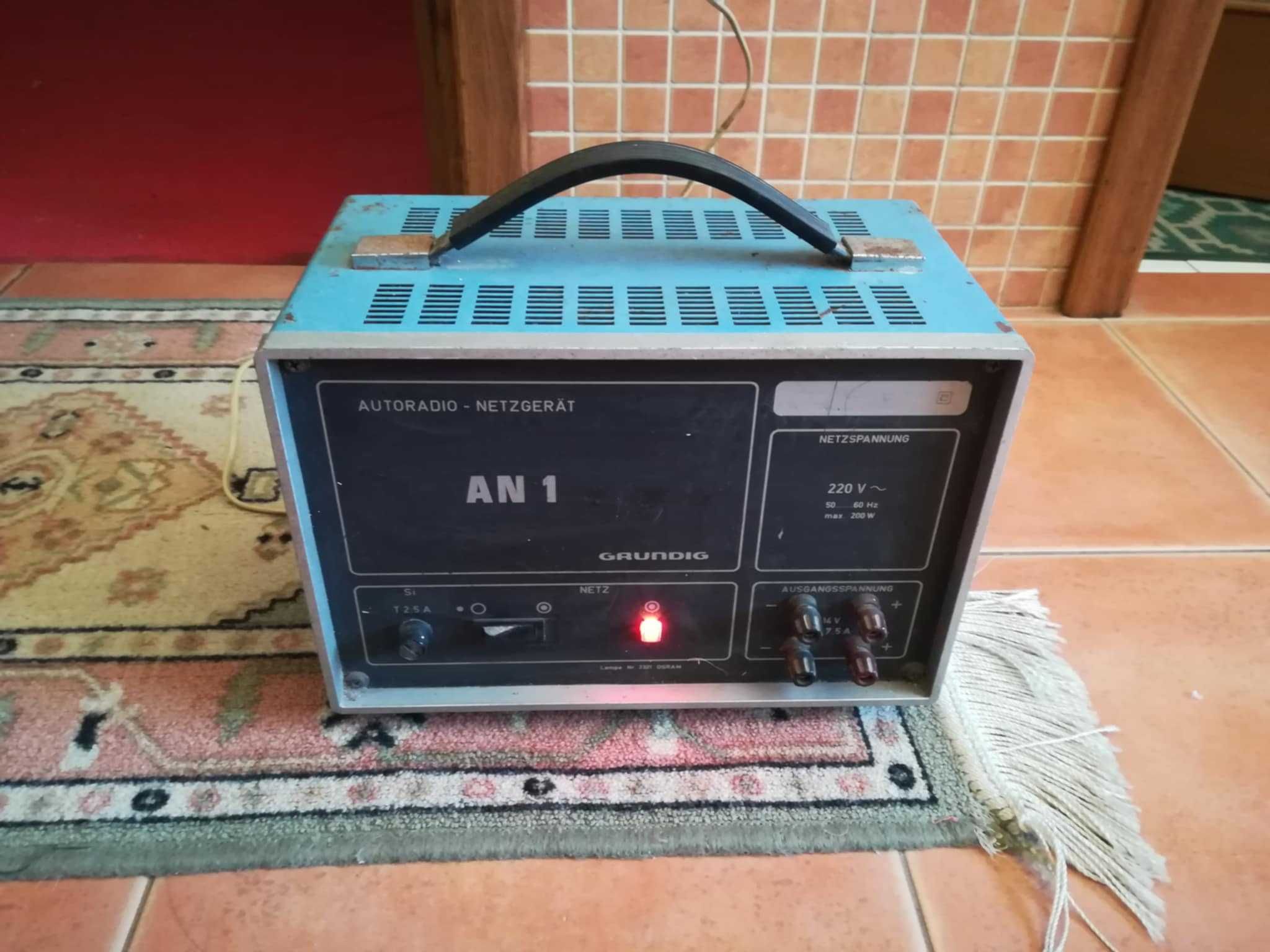 Grundig Autoradio-Netzgerät AN 1