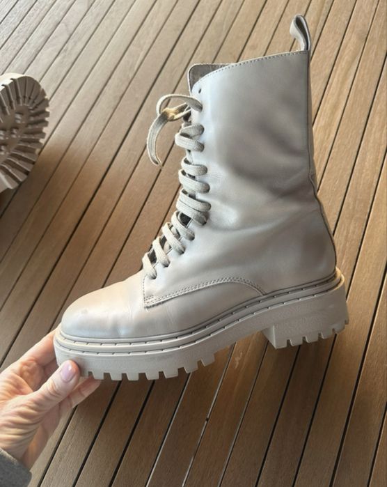Combat boots Massimo Dutti