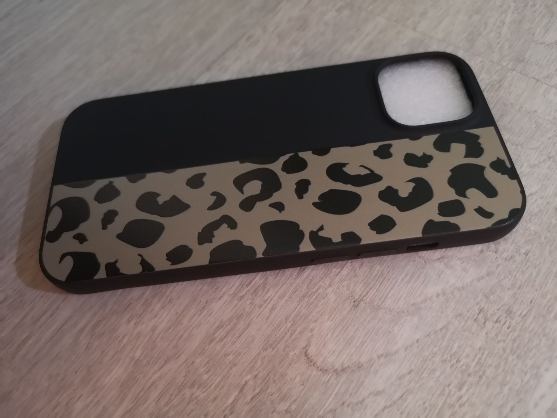 Nowe etui do Iphone'a 13