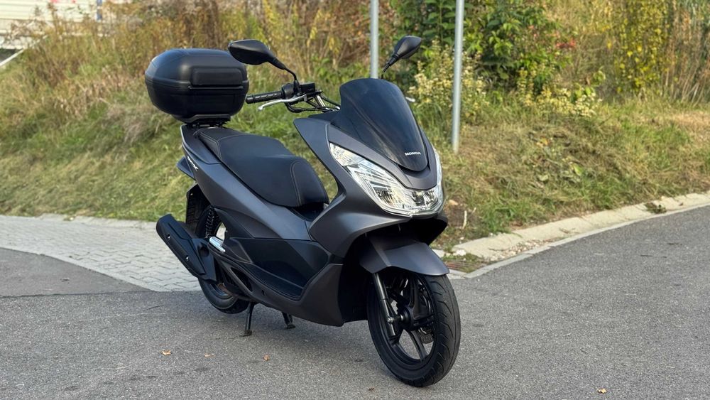 Honda PCX 125 super stan KUFER HONDA niski przebieg SZYBKI TANSPORT