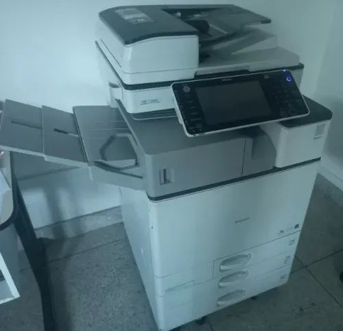 Multifuncional RICOH MP C2003
