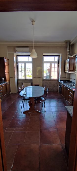 Apartamento T2 140M2 com terraço e ar-condicionado